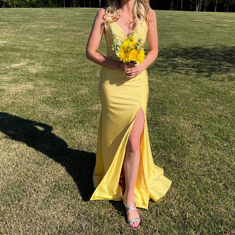 Yellow beaded sparkle fitted gown corset back slit size small or xs classy